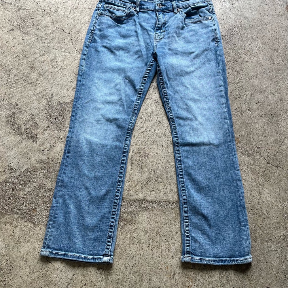 BKE Aiden Medium Blue Denim Jeans